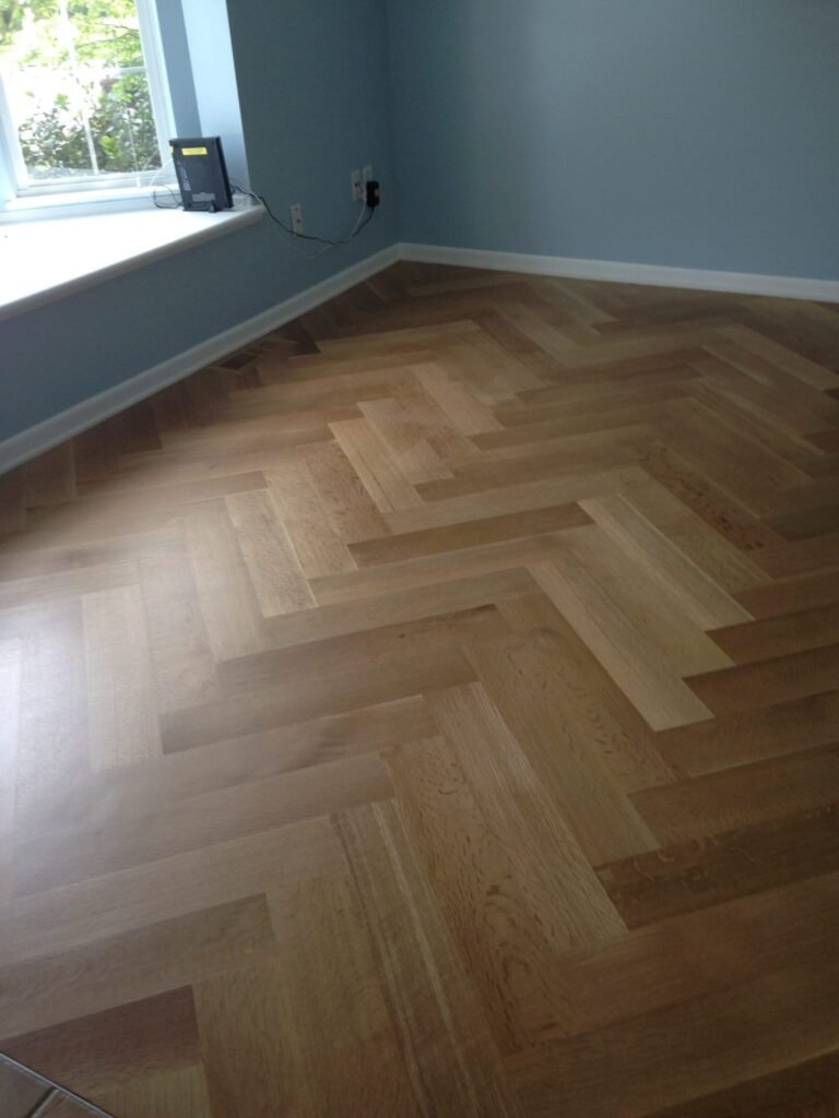 White Oak, Herringbone, Natural - Mr Felix Floor Inc